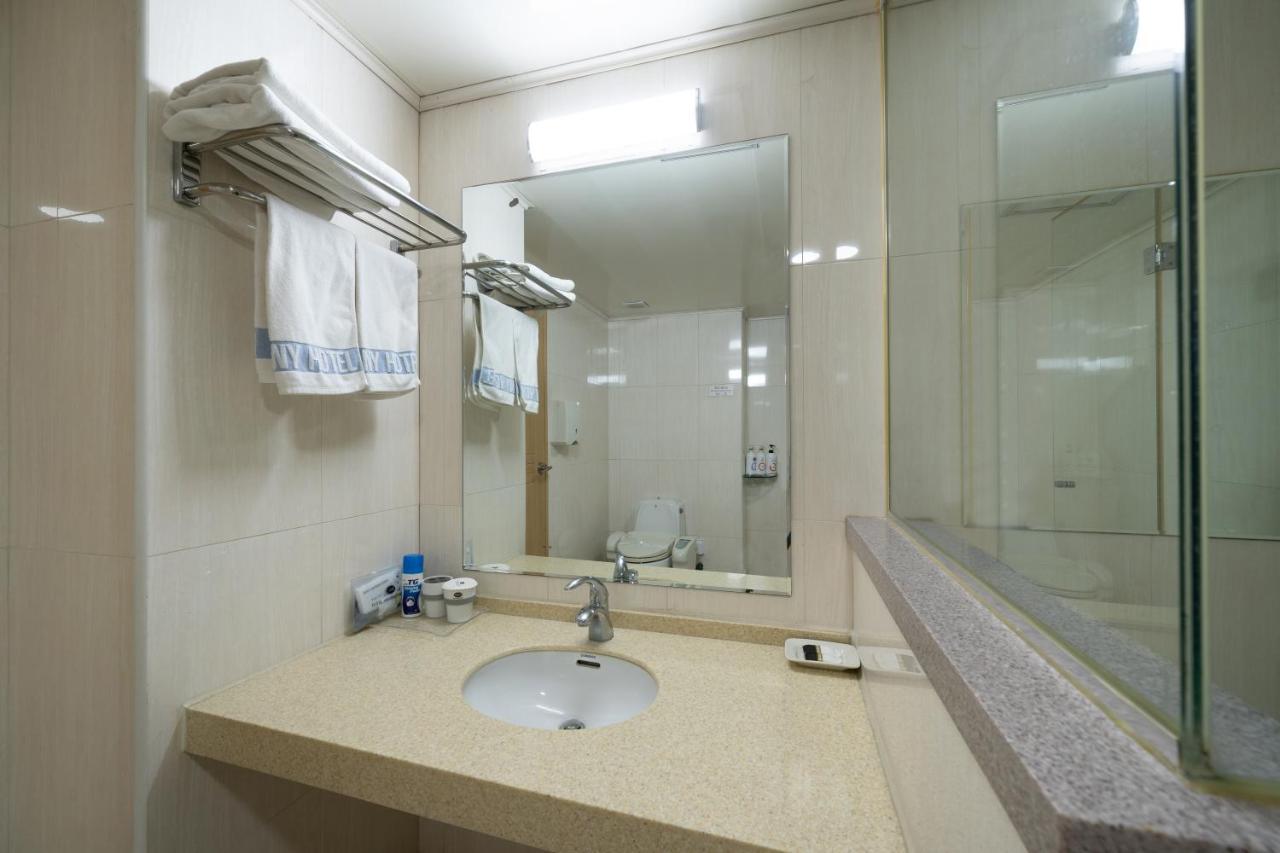 Symphony Hotel Suwon Luaran gambar