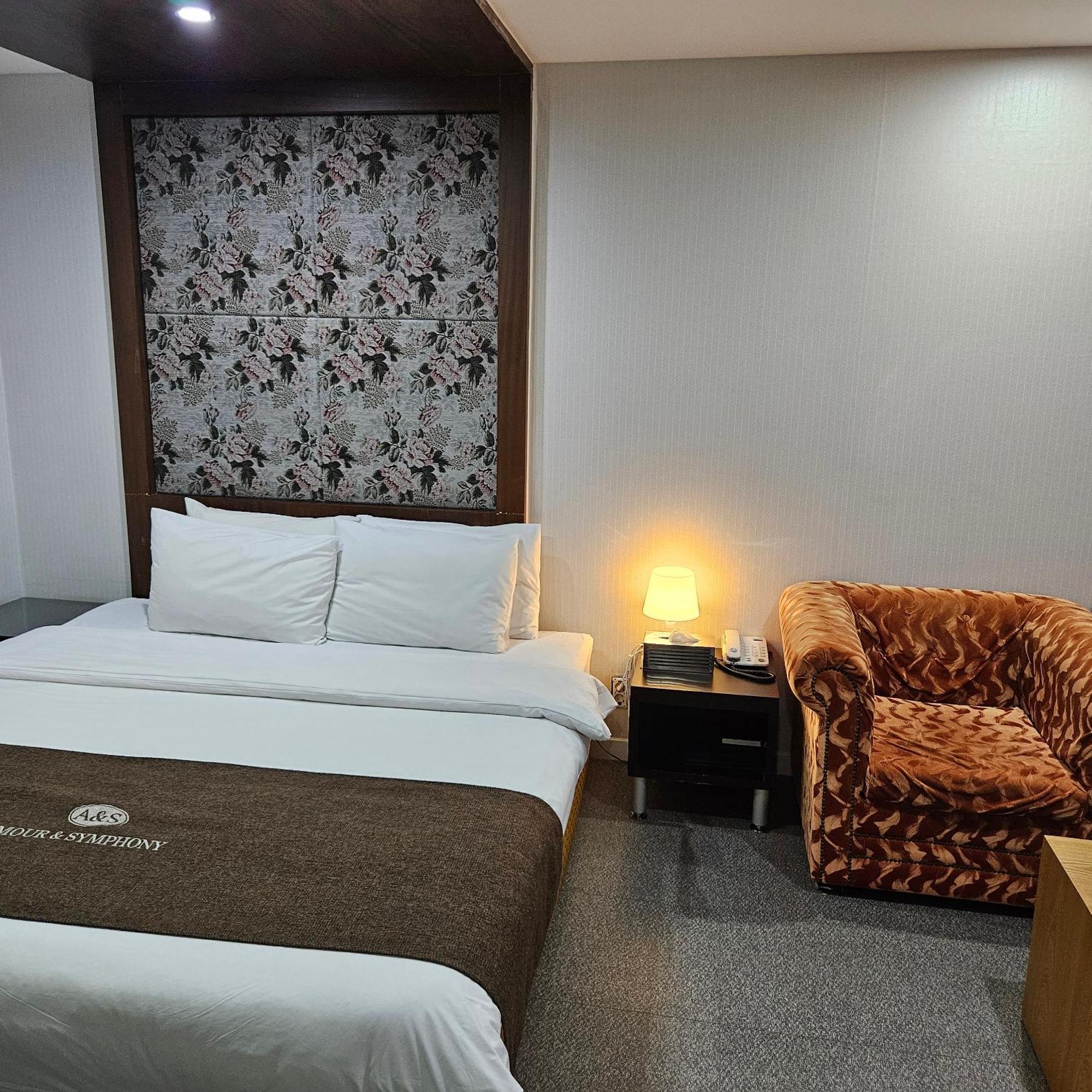 Symphony Hotel Suwon Luaran gambar