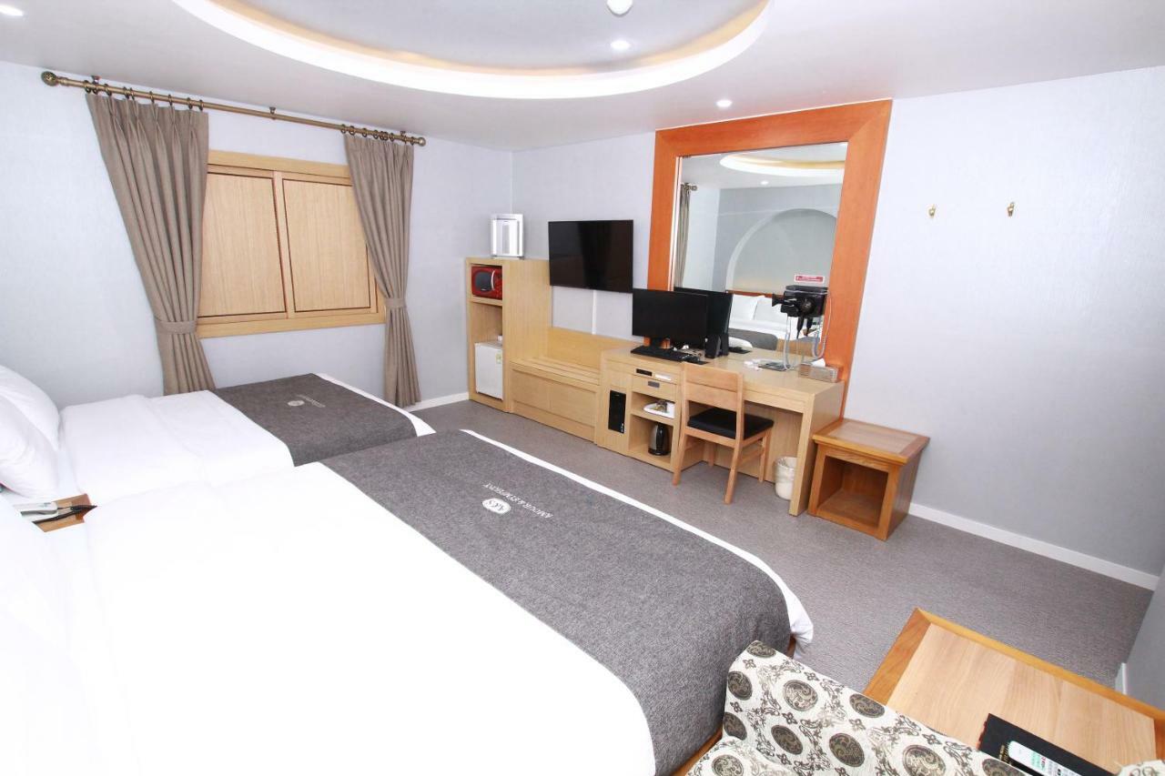 Symphony Hotel Suwon Luaran gambar